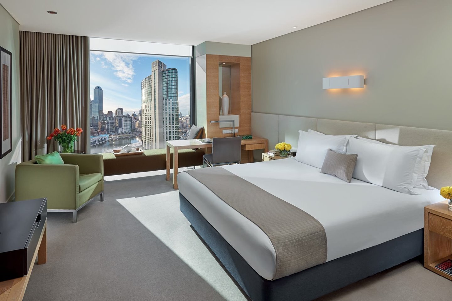 Standard King Room at Crown Promenade - Crown Melbourne